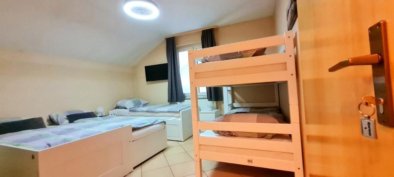 Villa Papuk Vocin Екстер'єр фото